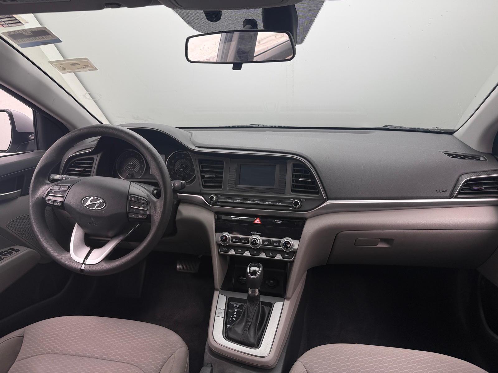 Thumbnail: 2020 Hyundai Elantra - 3