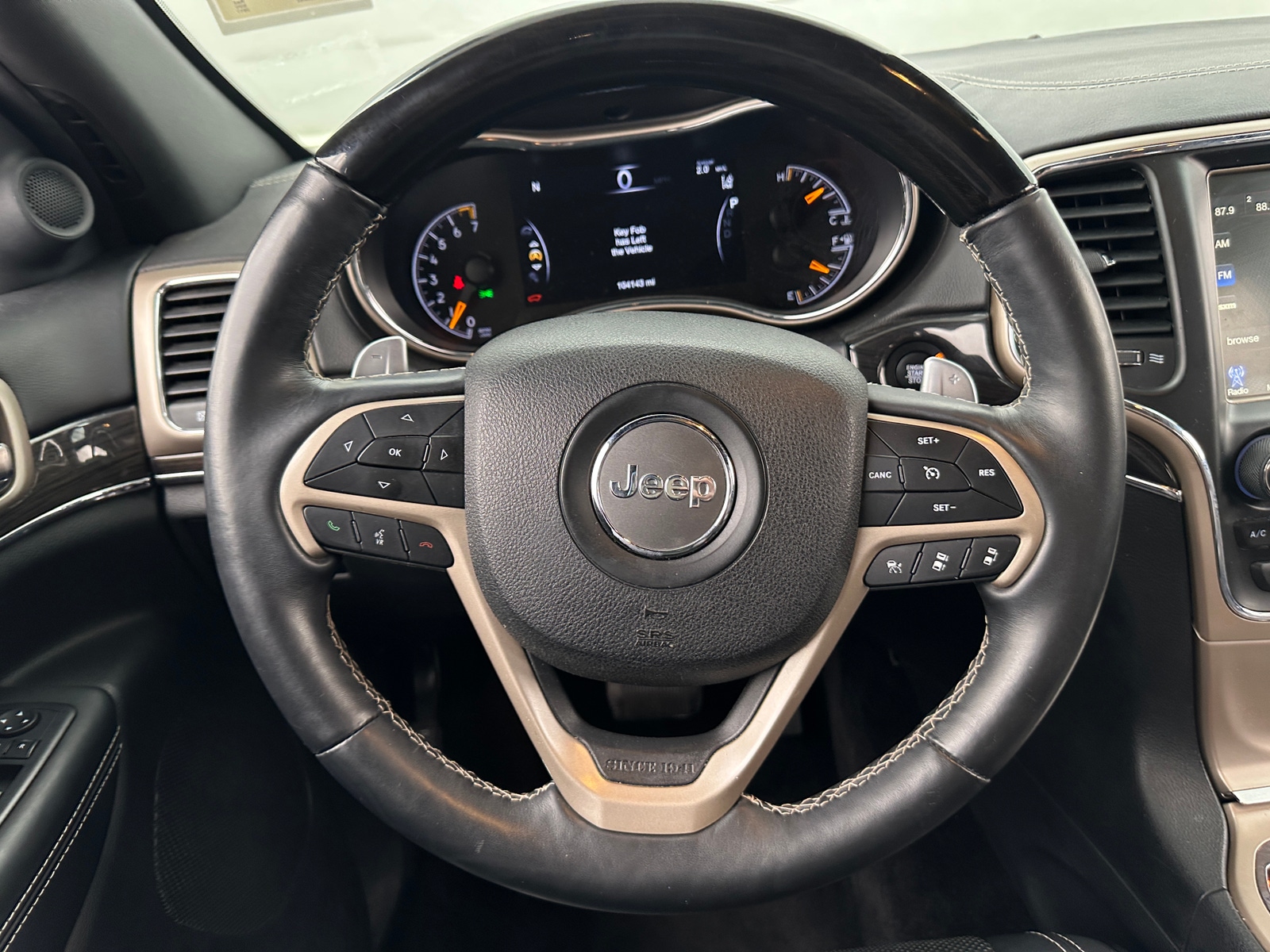 Thumbnail: 2017 Jeep Grand Cherokee - 4