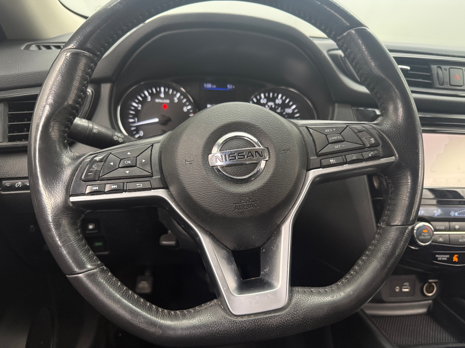 Thumbnail: 2018 Nissan Rogue - 5