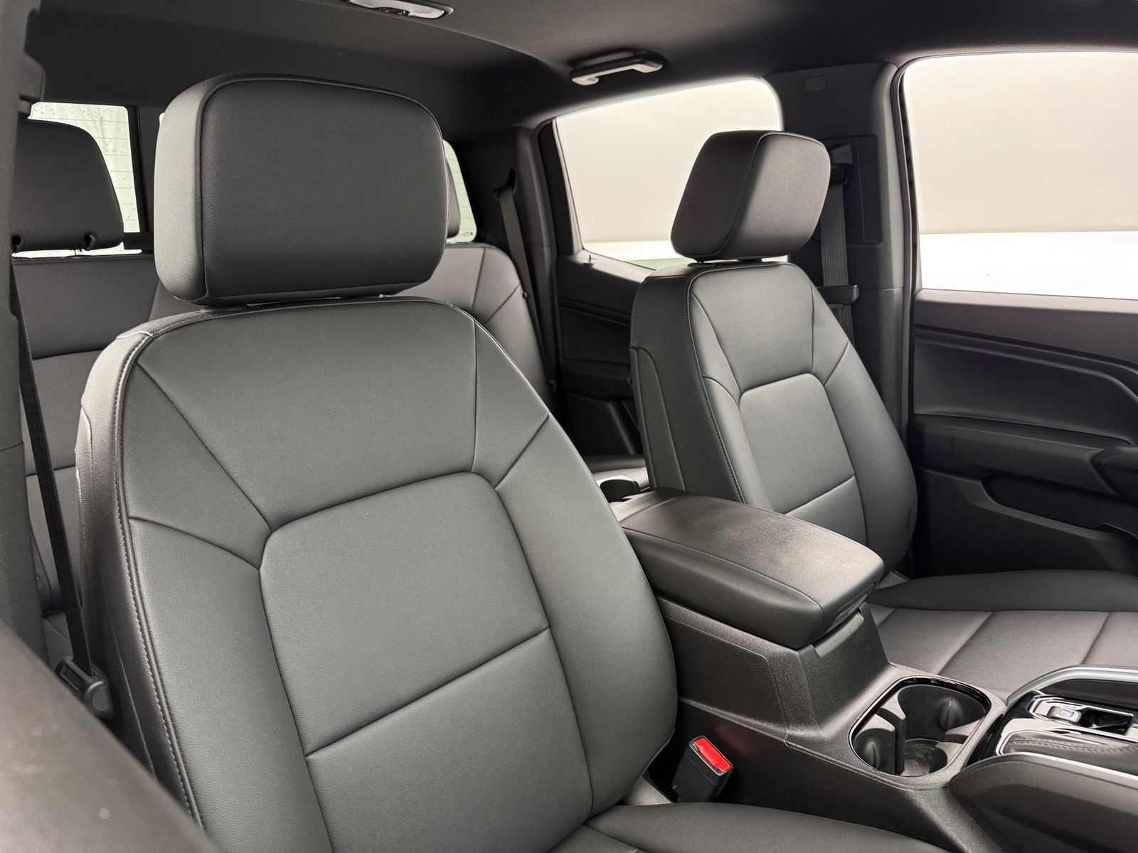 Thumbnail: 2025 Chevrolet Colorado - 2