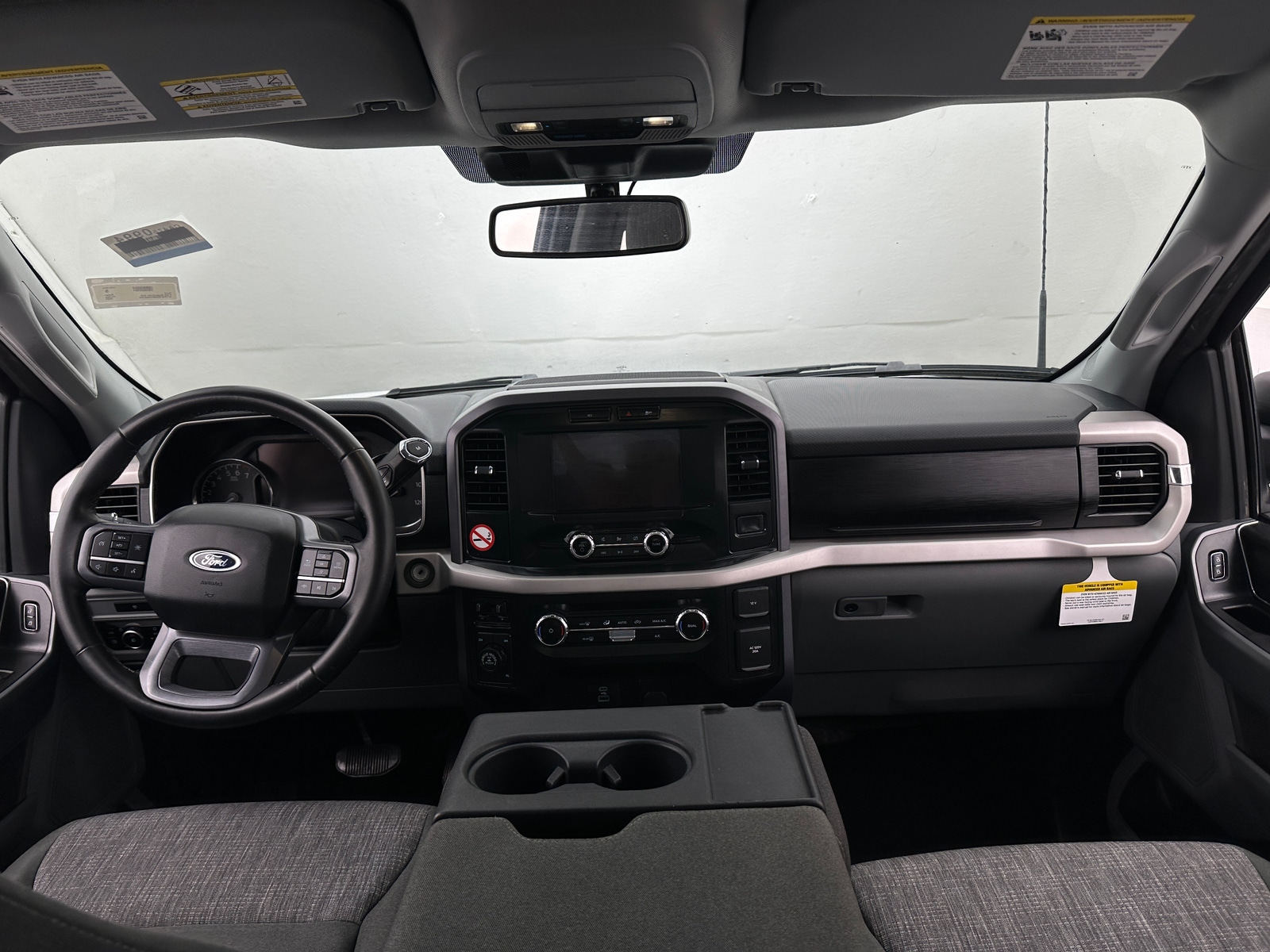 Thumbnail: 2023 Ford Econoline - 3