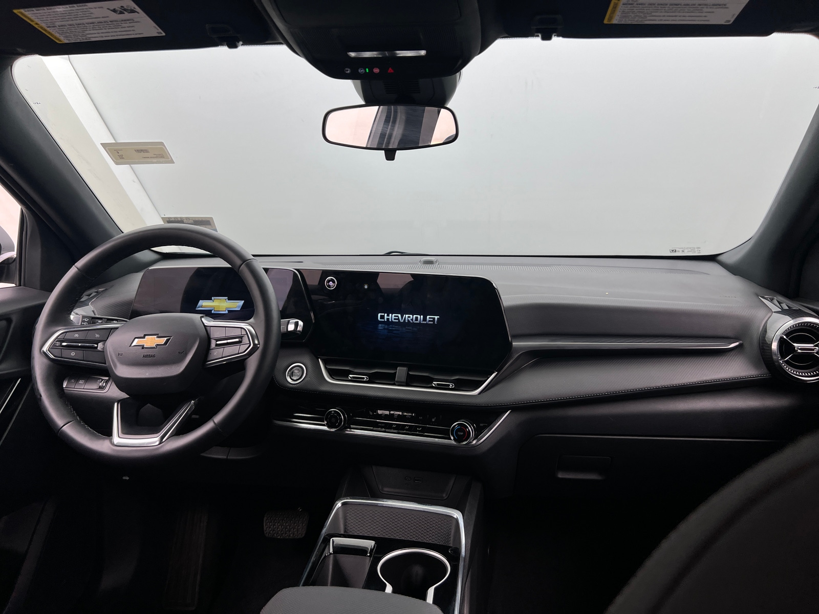 Thumbnail: 2025 Chevrolet Equinox - 3