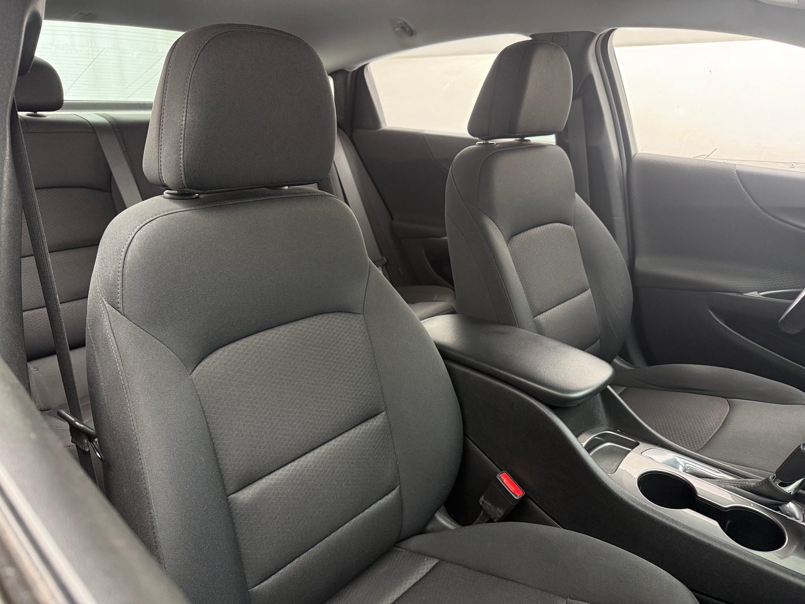 Thumbnail: 2020 Chevrolet Malibu - 2