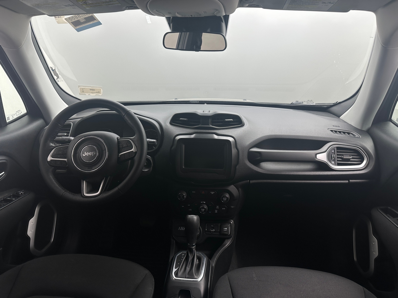 Thumbnail: 2019 Jeep Renegade - 3