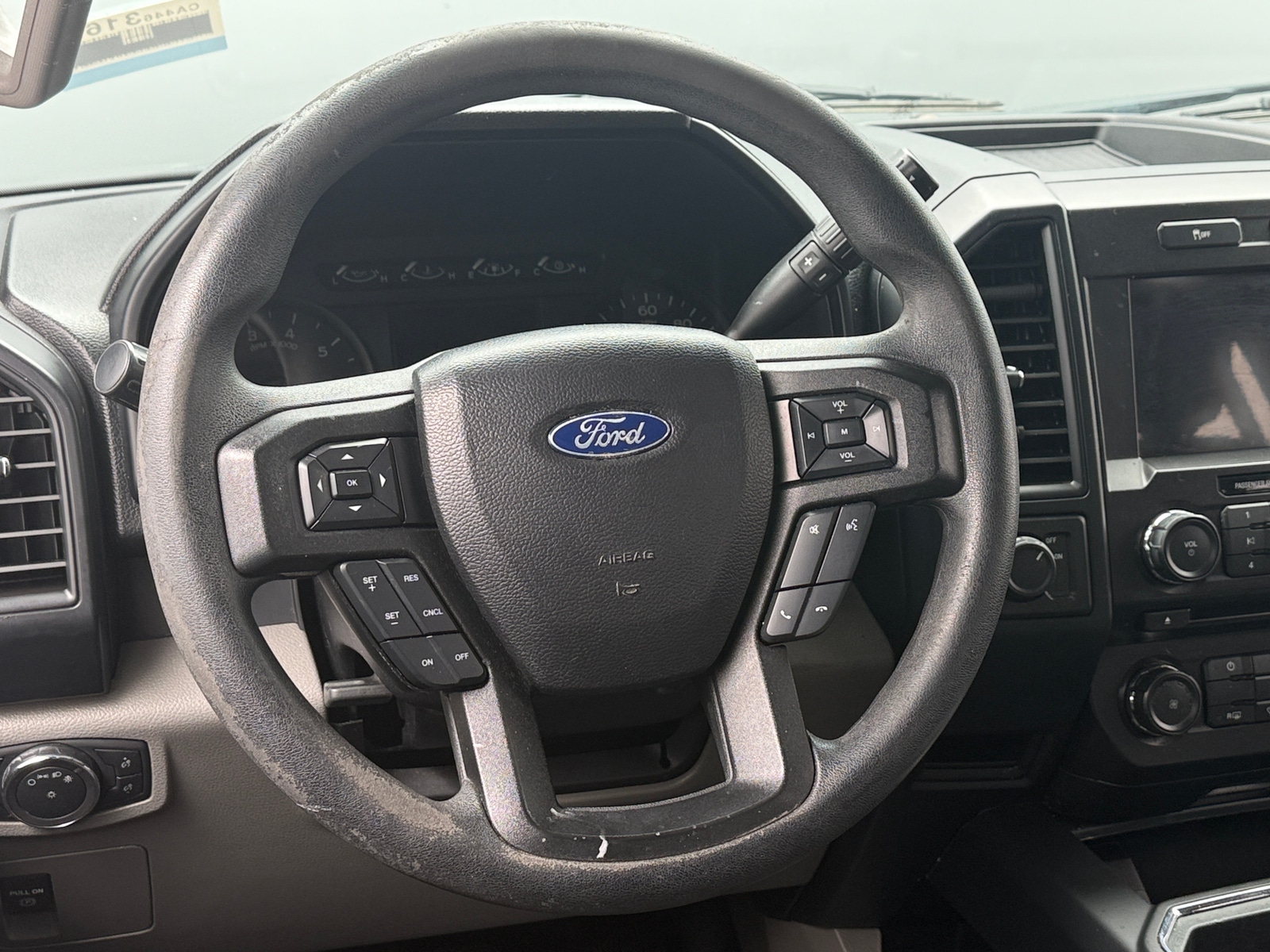 Thumbnail: 2018 Ford Econoline - 5