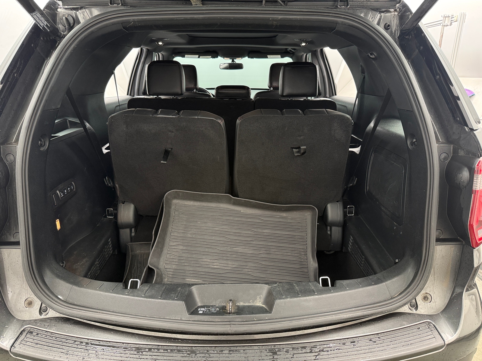 Thumbnail: 2019 Ford Explorer - 6