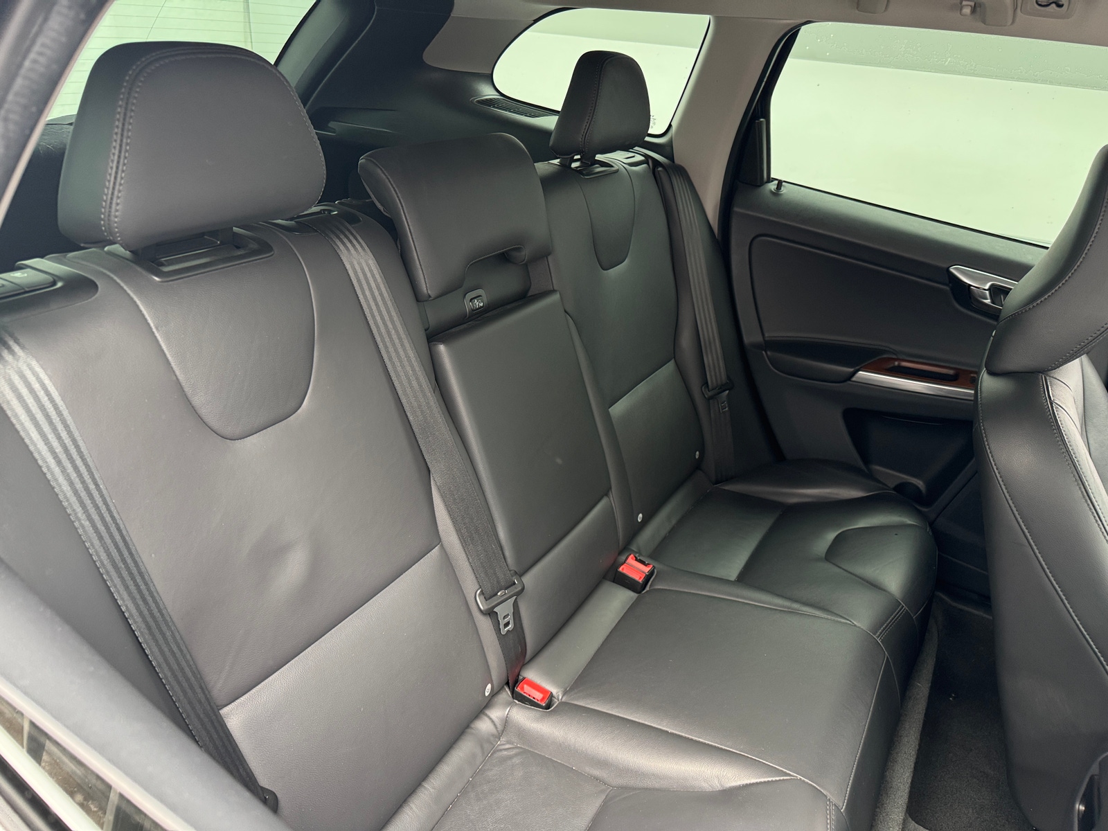 Thumbnail: 2017 Volvo XC60 - 5