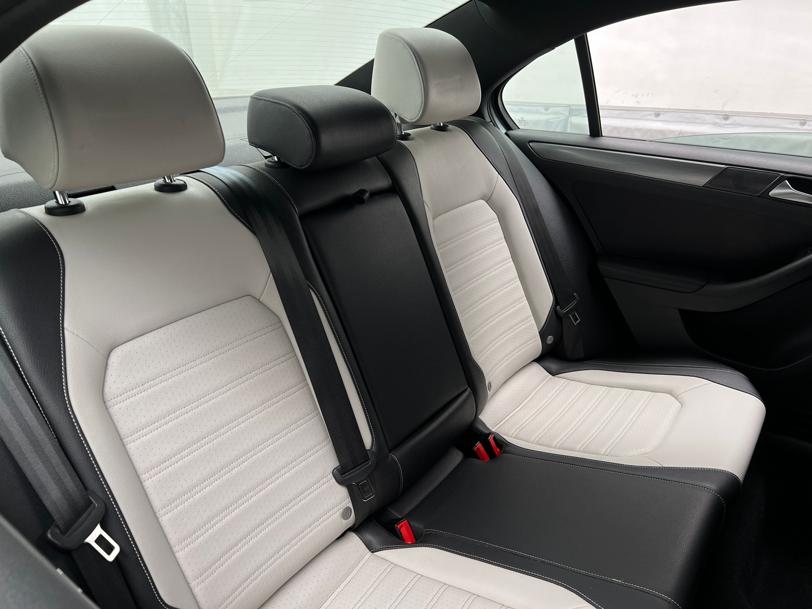 Thumbnail: 2016 Volkswagen Jetta - 5