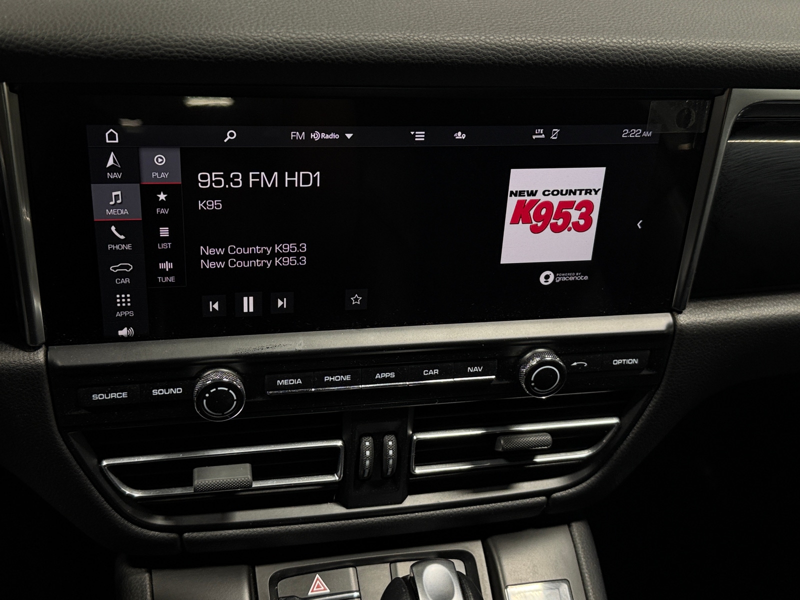 Thumbnail: 2021 Porsche Macan - 4