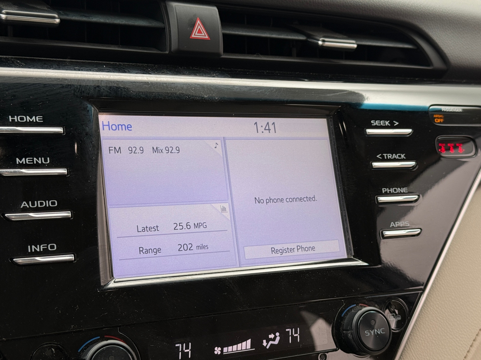 Thumbnail: 2018 Toyota Camry - 3