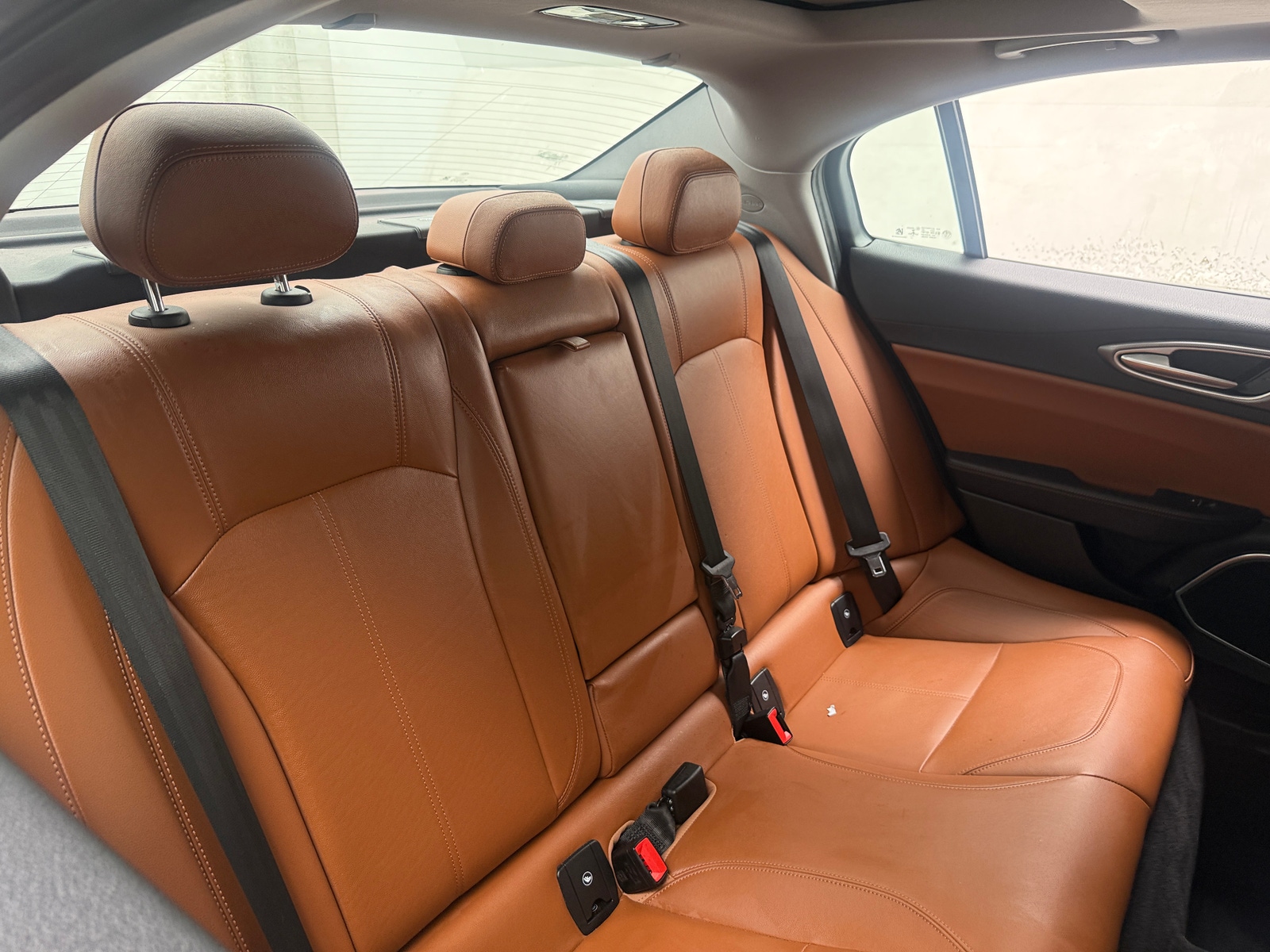 Thumbnail: 2017 Alfa Romeo Giulia - 5