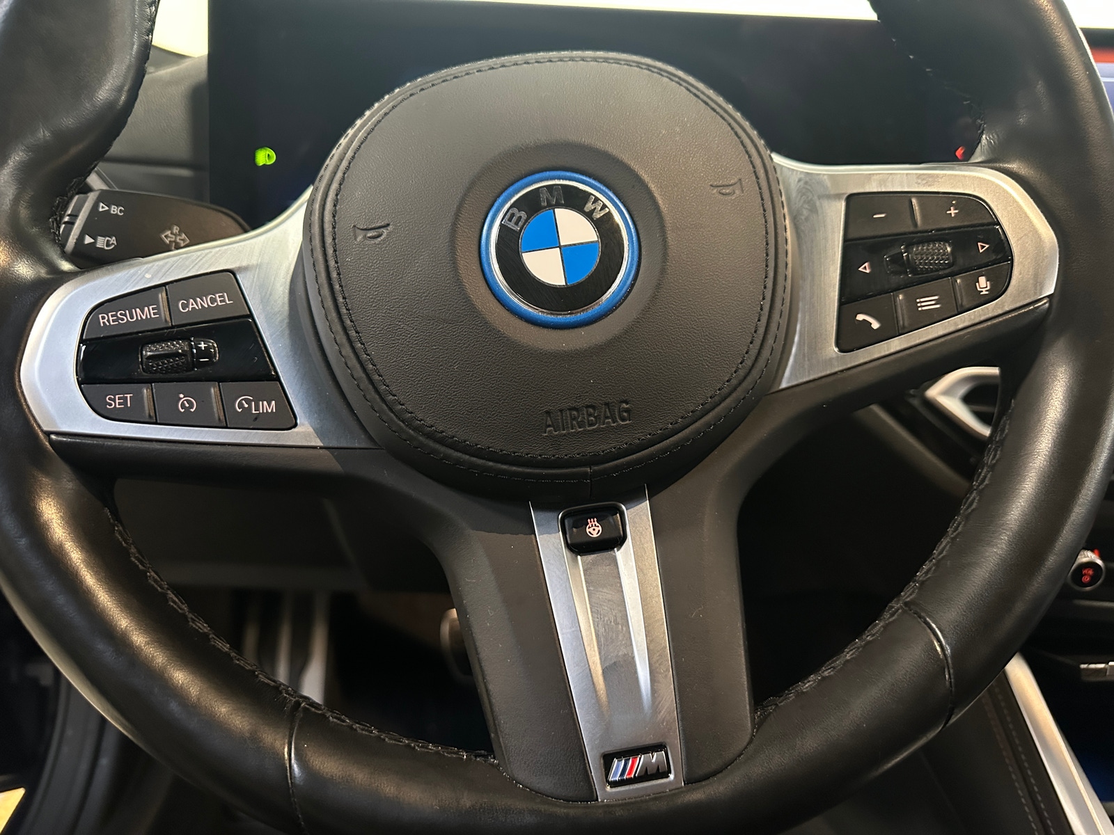 Thumbnail: 2023 BMW i4 - 4