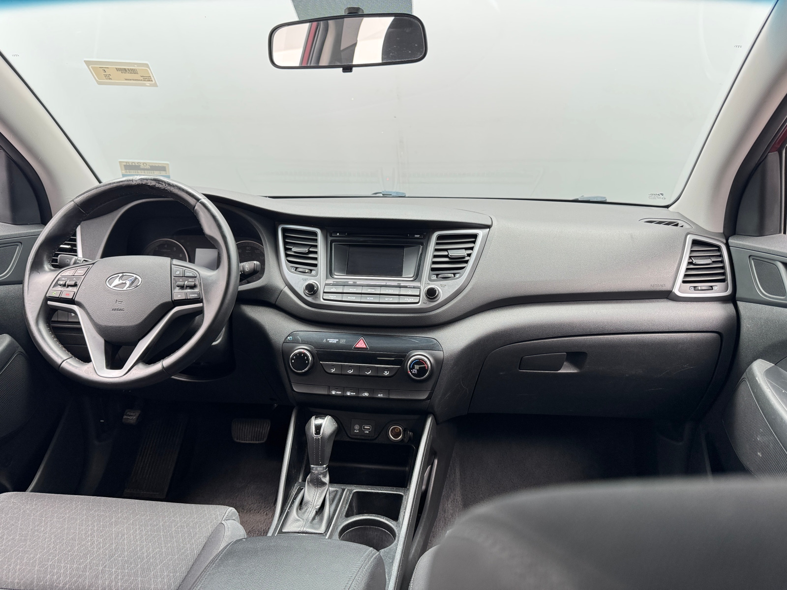 Thumbnail: 2017 Hyundai Tucson - 3