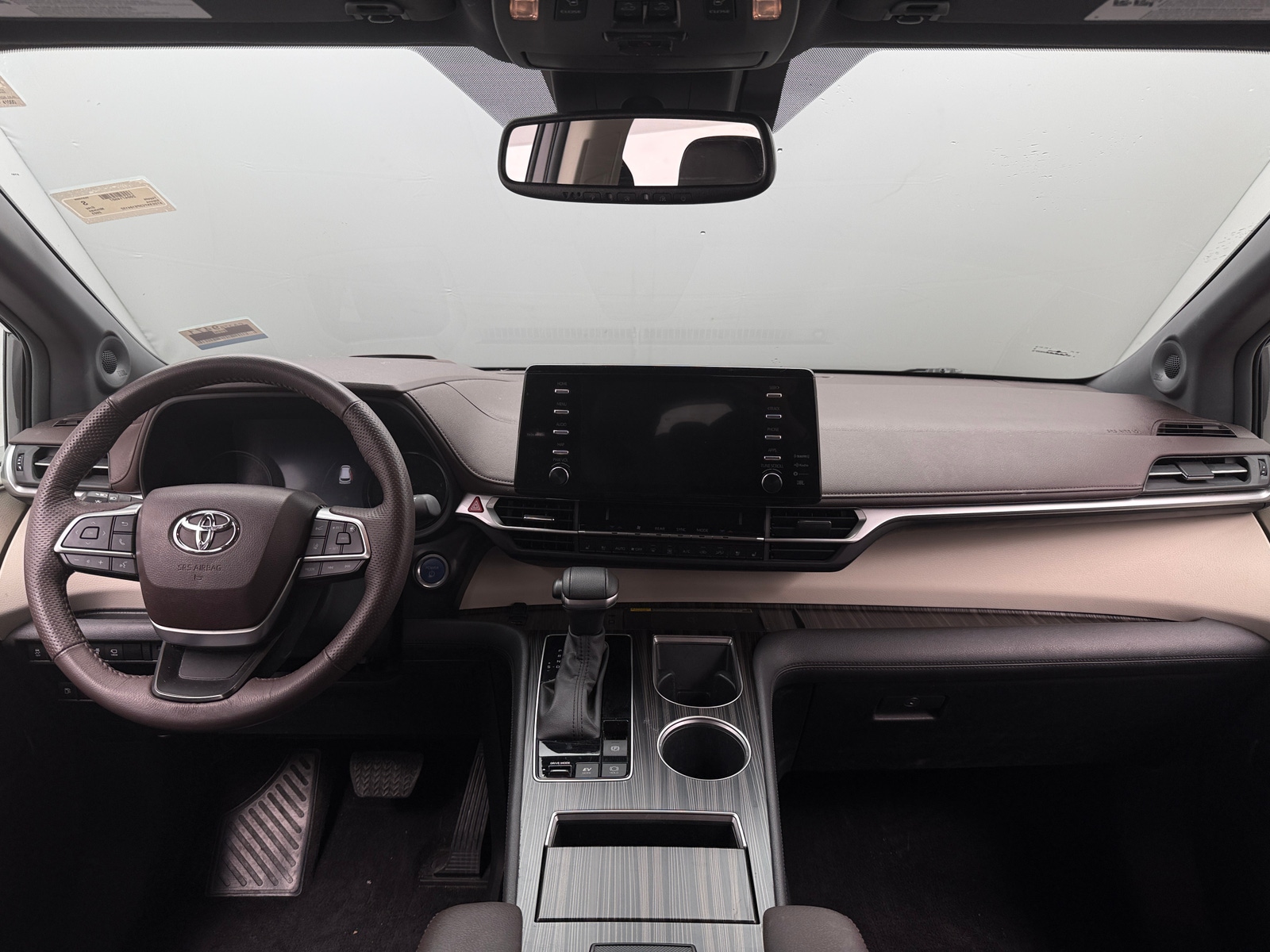 Thumbnail: 2023 Toyota Sienna - 2