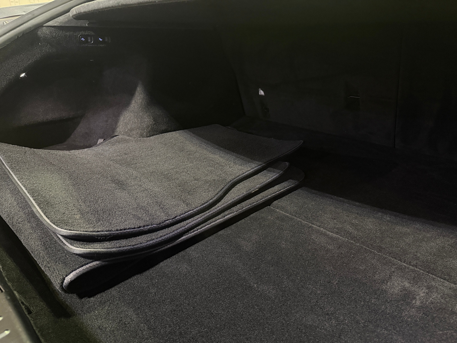 Thumbnail: 2022 Tesla Model S - 6