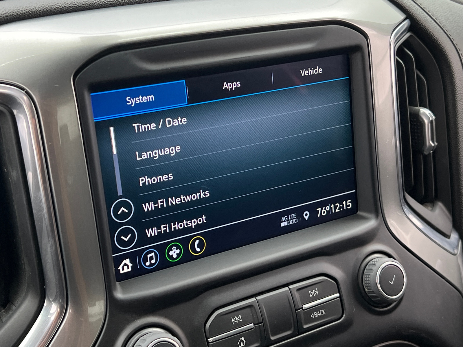 Thumbnail: 2020 Chevrolet Silverado 1500 - 4