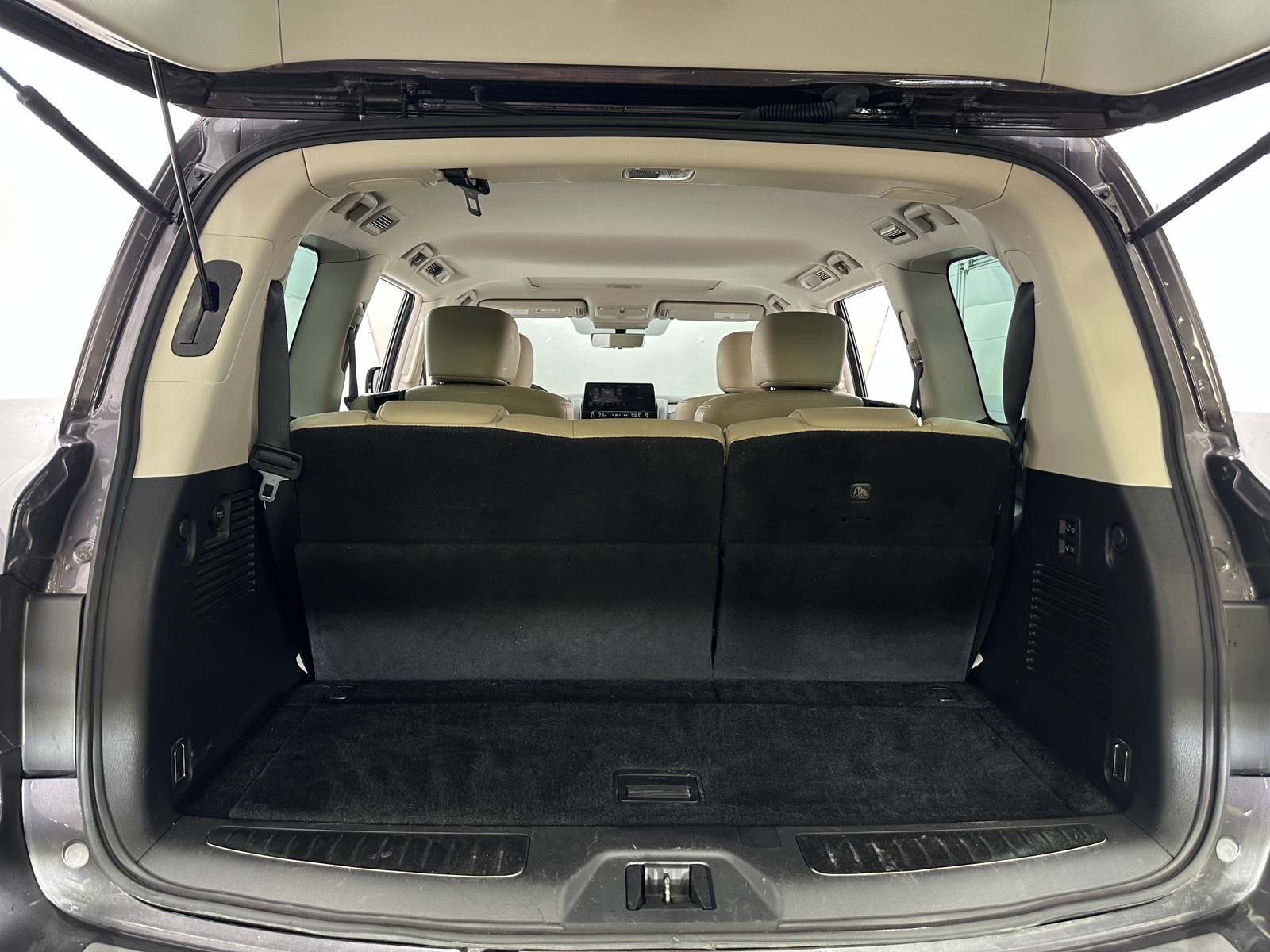 Thumbnail: 2023 INFINITI QX80 - 6
