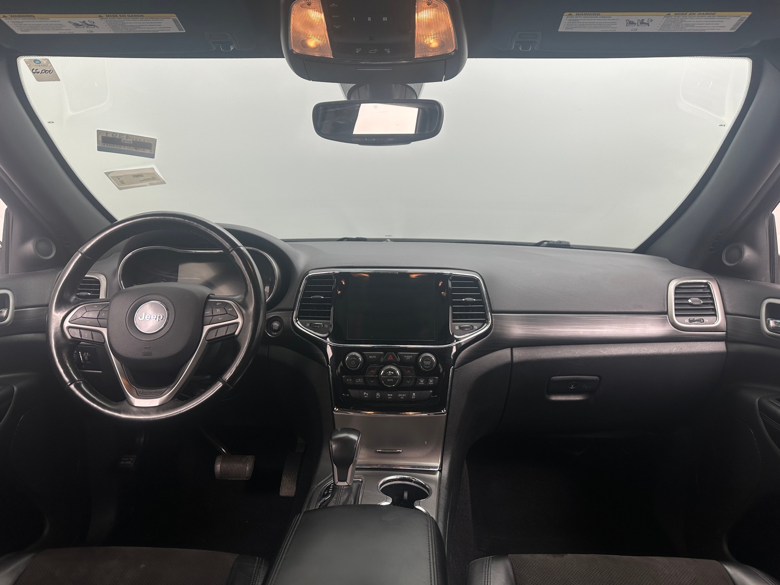 Thumbnail: 2020 Jeep Grand Cherokee - 3