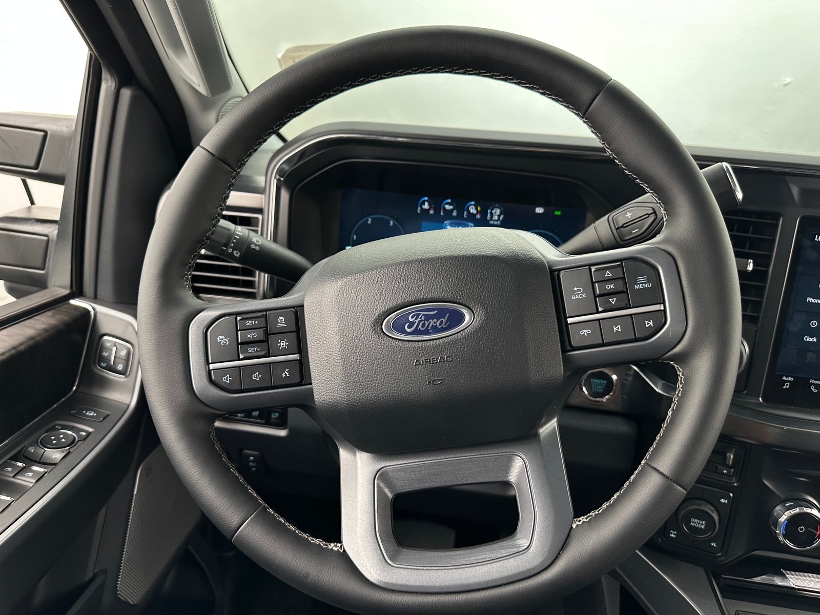Thumbnail: 2025 Ford Econoline - 4