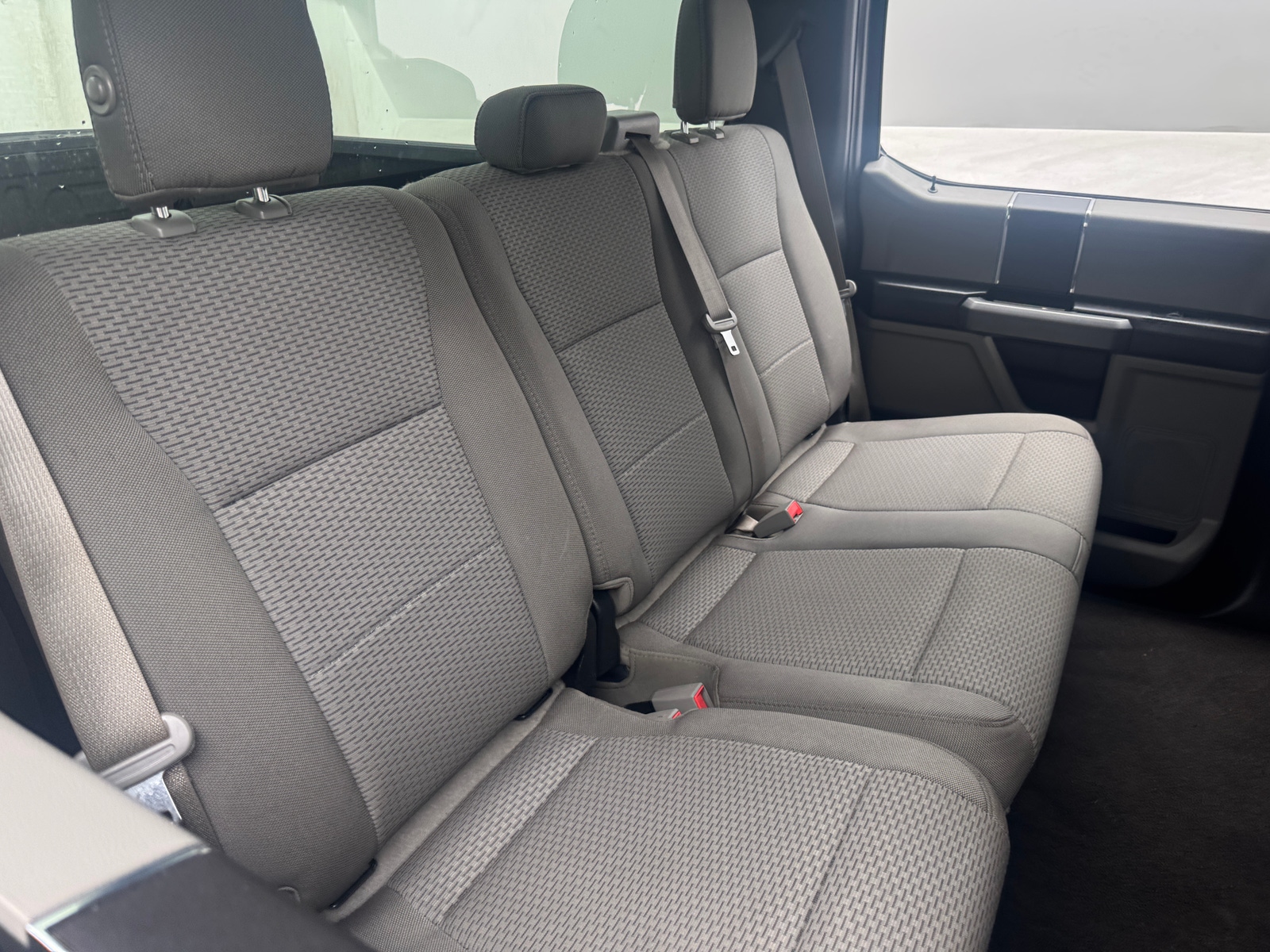 Thumbnail: 2019 Ford Econoline - 6