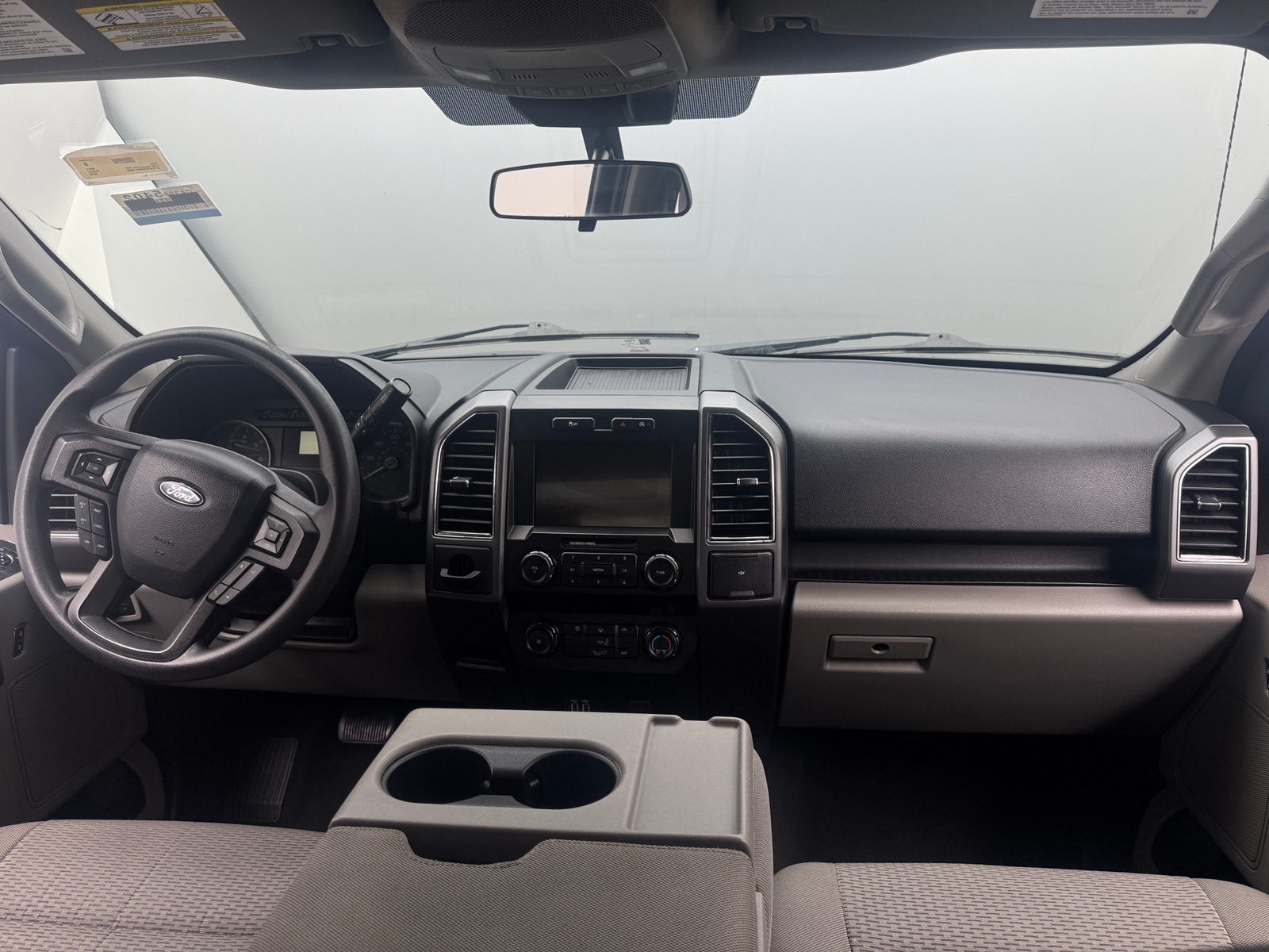 Thumbnail: 2019 Ford Econoline - 3