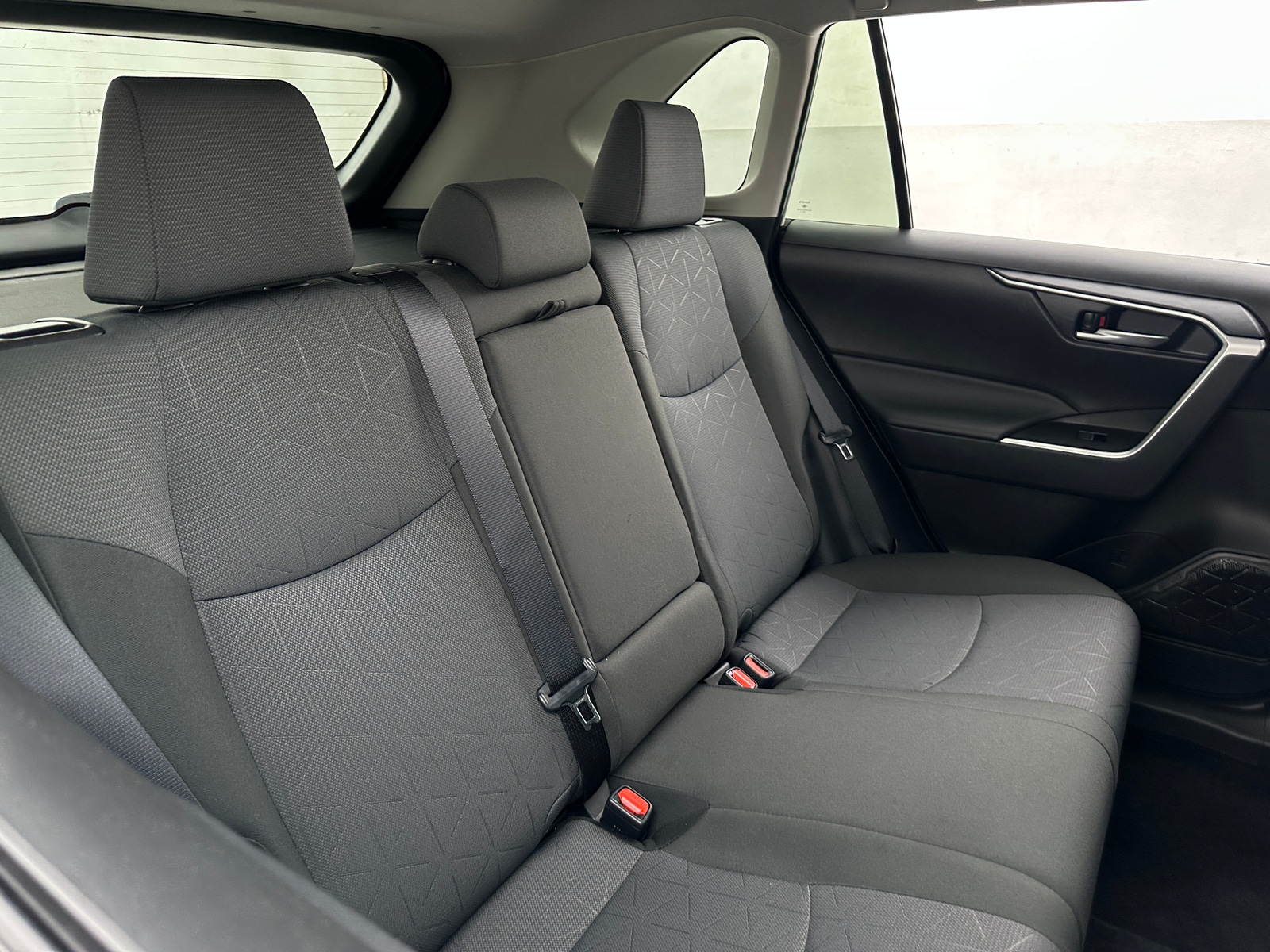 Thumbnail: 2025 Toyota RAV4 - 6