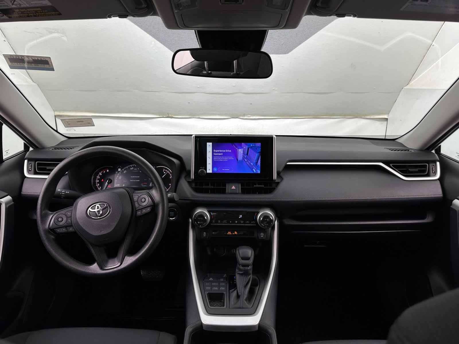 Thumbnail: 2025 Toyota RAV4 - 3