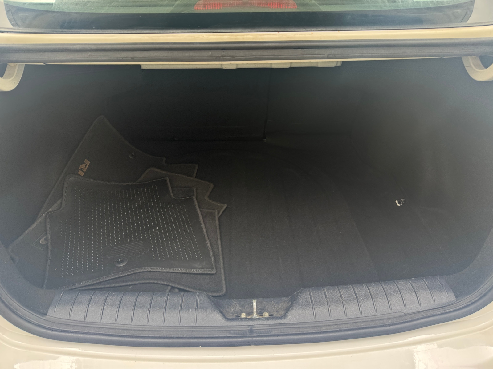 Thumbnail: 2016 Kia Rio - 7