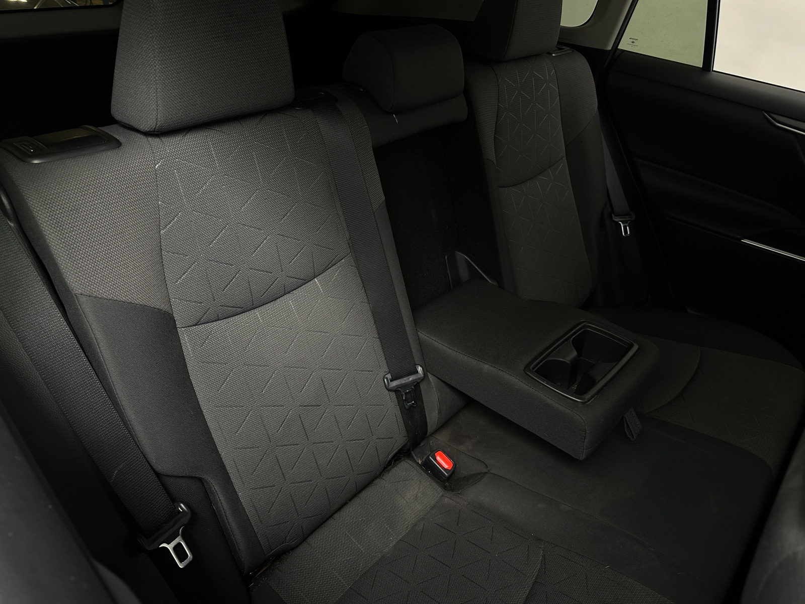 Thumbnail: 2019 Toyota RAV4 - 6