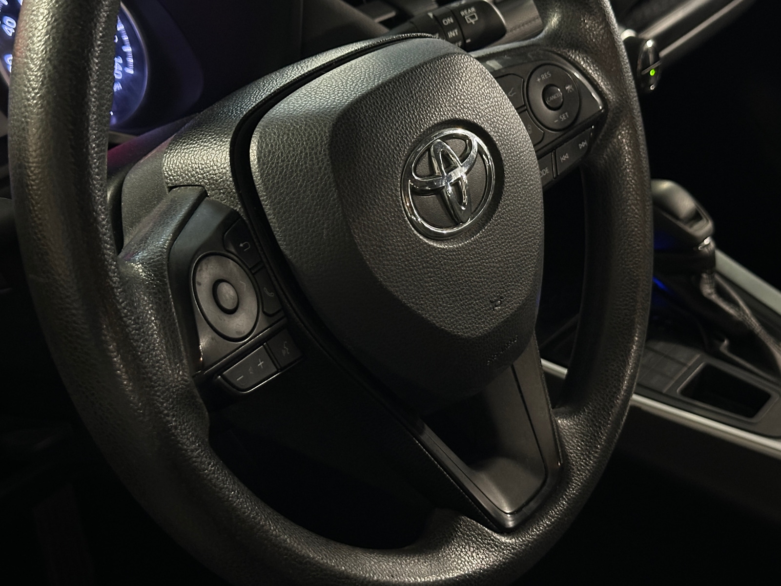 Thumbnail: 2019 Toyota RAV4 - 5