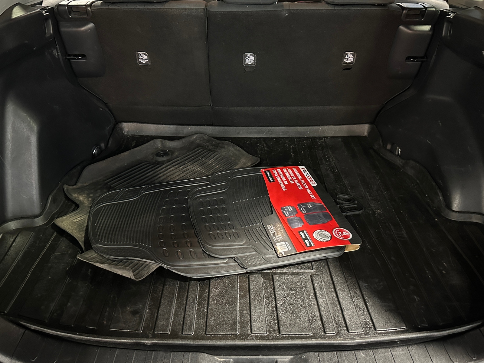 Thumbnail: 2019 Toyota RAV4 - 7