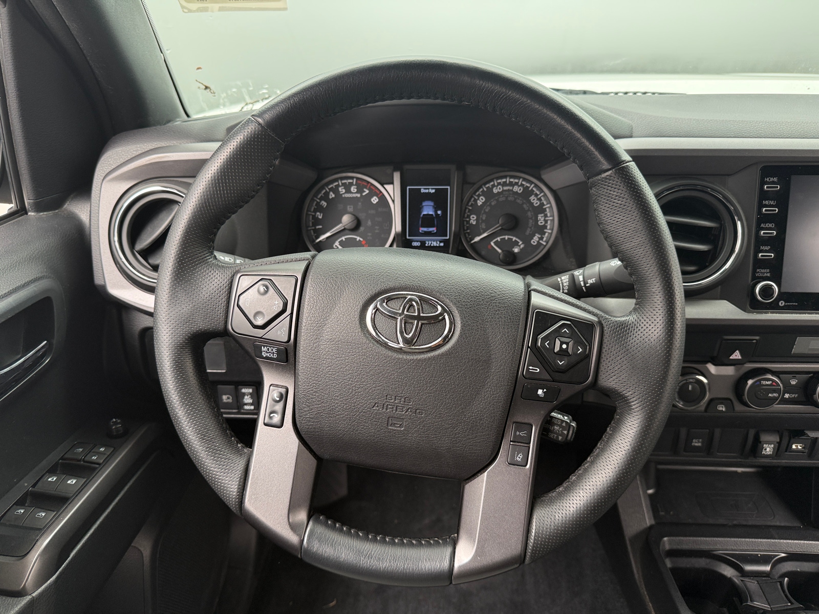 Thumbnail: 2022 Toyota Tacoma - 5