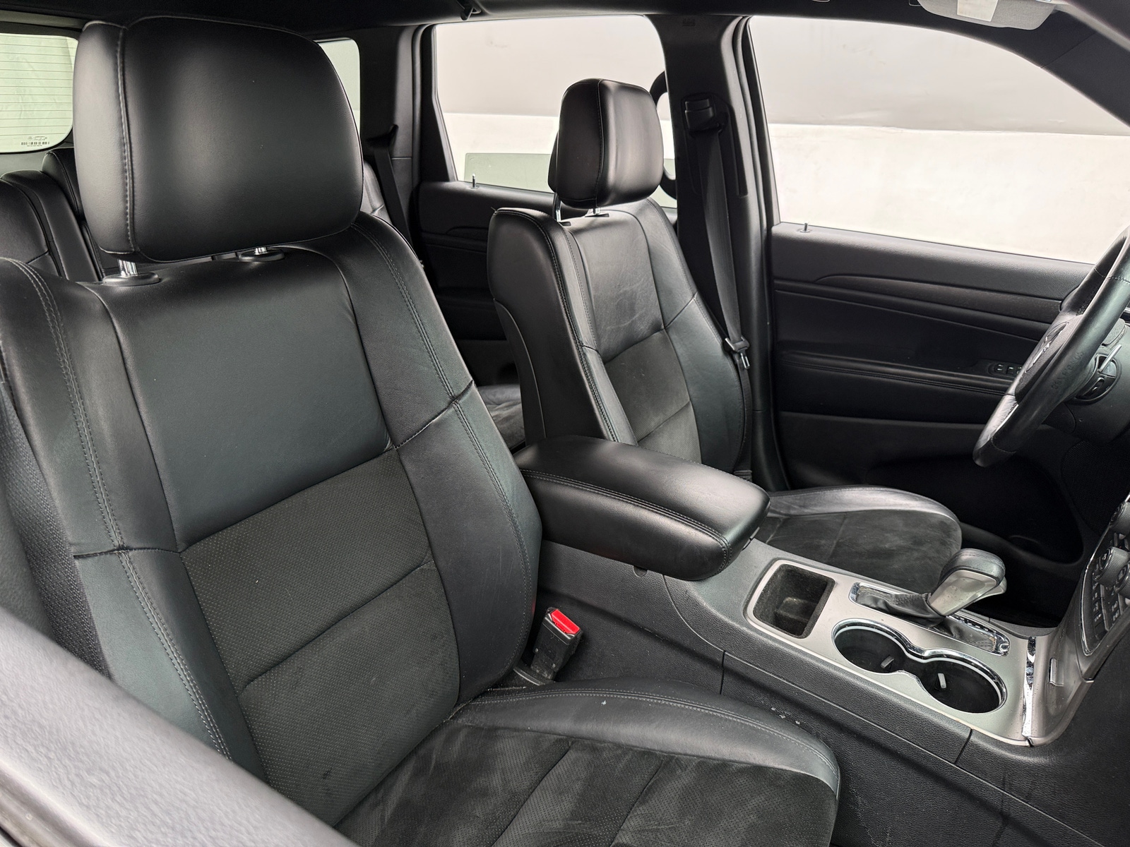 Thumbnail: 2017 Jeep Grand Cherokee - 2