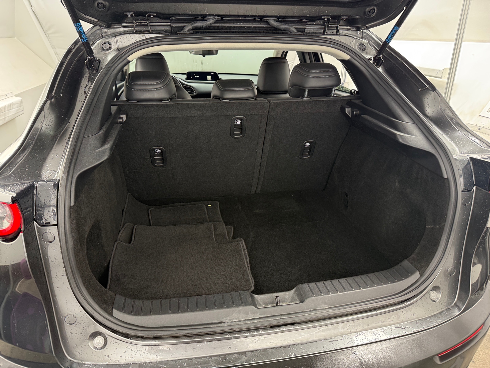 Thumbnail: 2022 Mazda CX-30 - 6