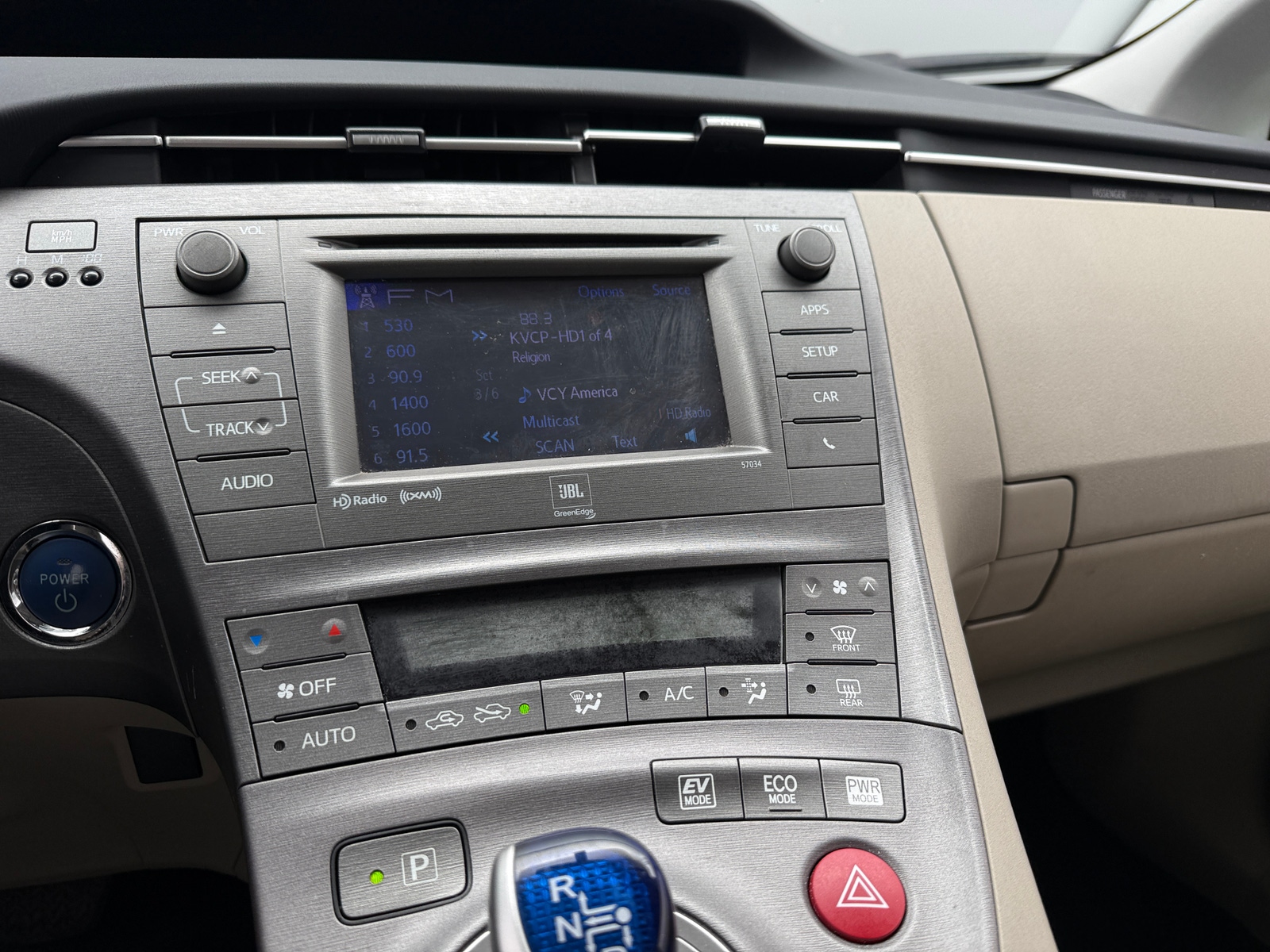 Thumbnail: 2014 Toyota Prius - 3