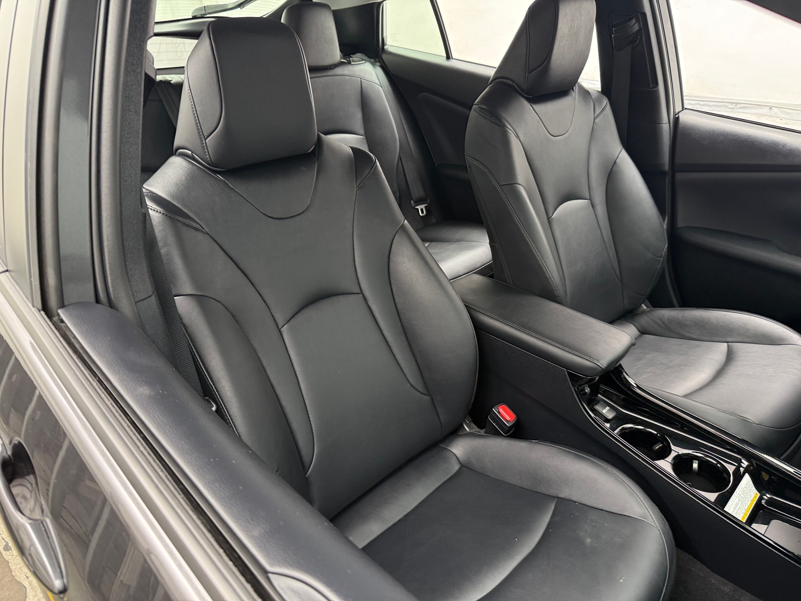 Thumbnail: 2017 Toyota Prius - 2