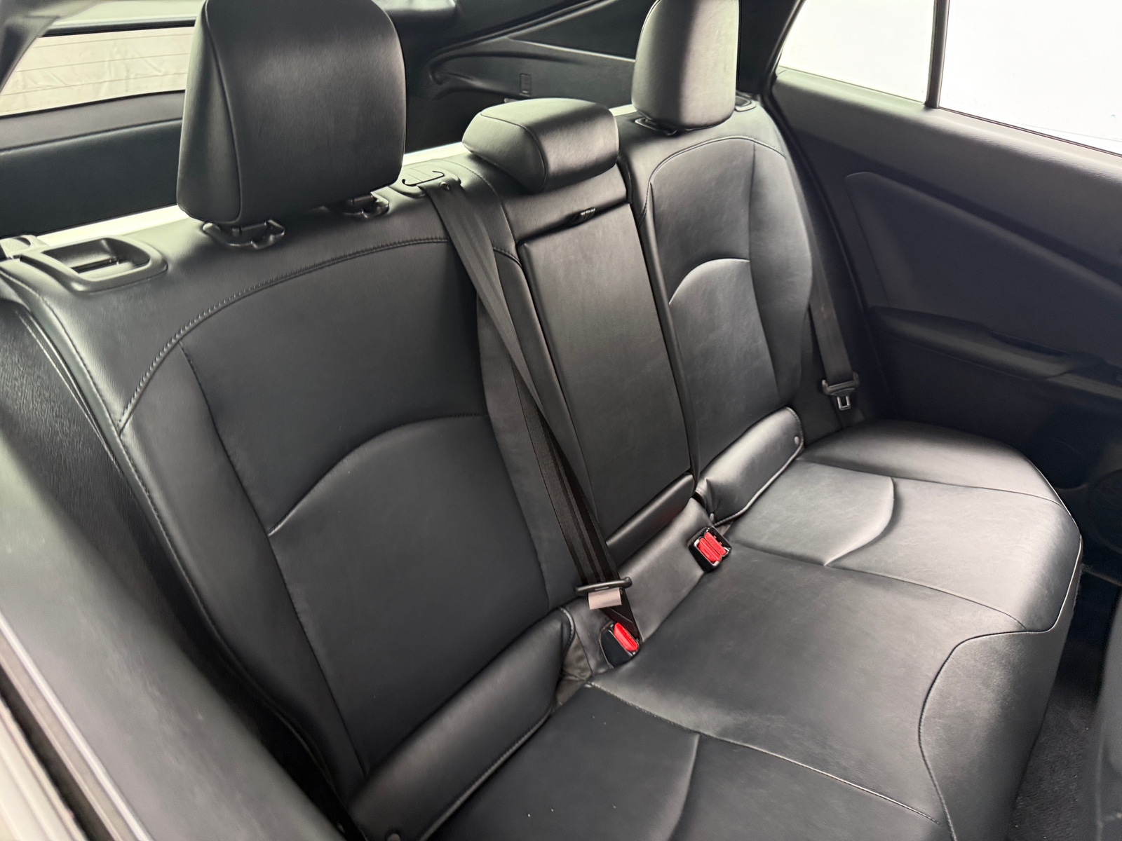 Thumbnail: 2017 Toyota Prius - 6