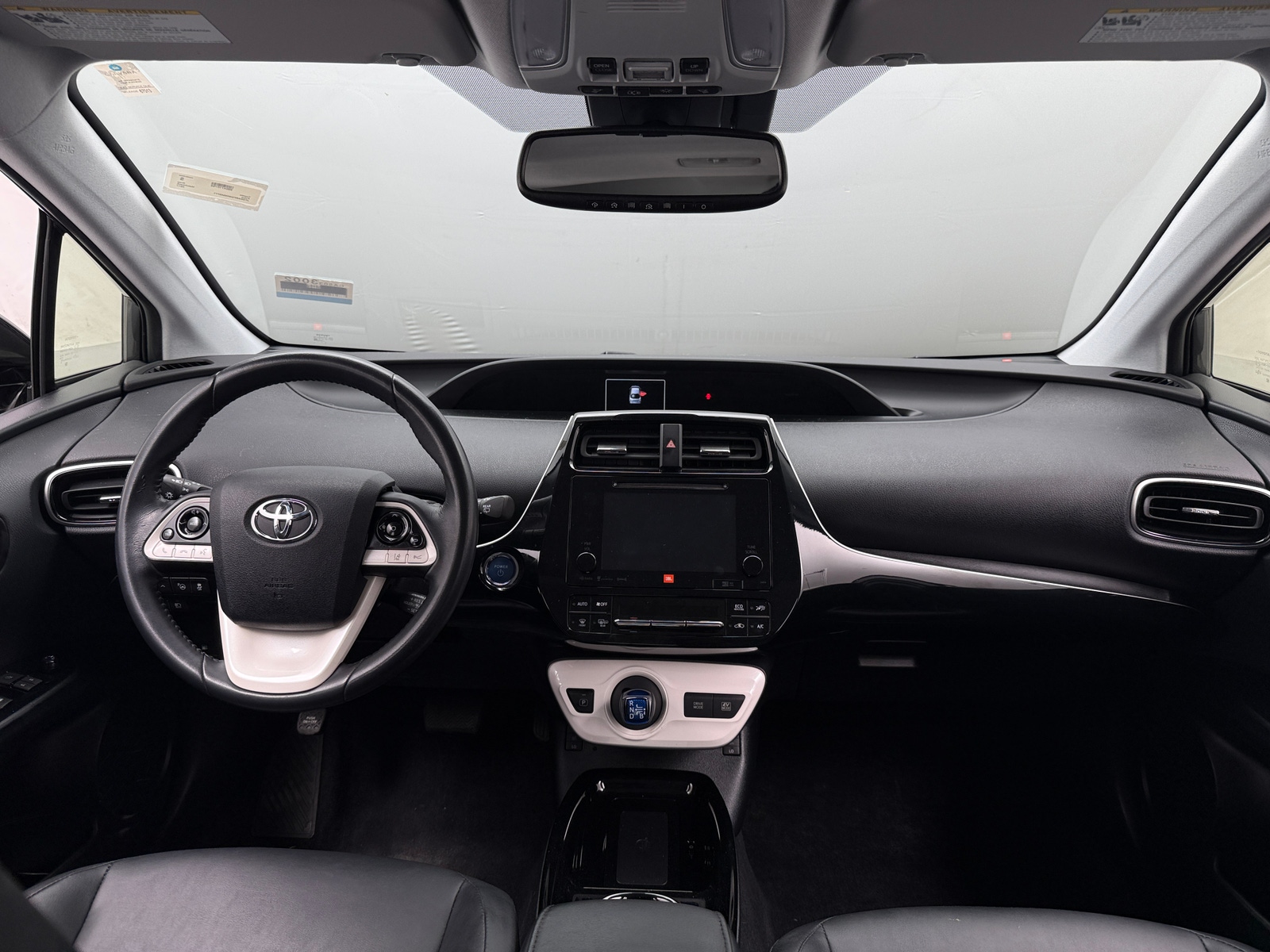 Thumbnail: 2017 Toyota Prius - 3