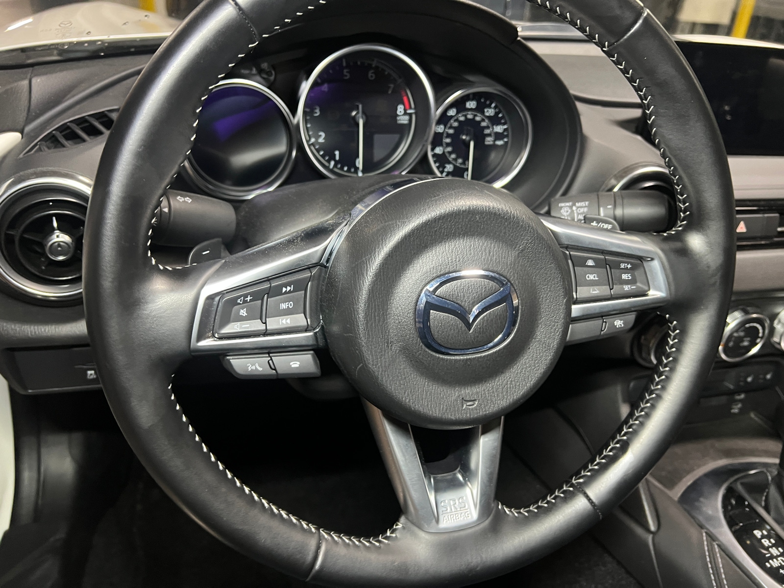 Thumbnail: 2024 Mazda MX-5 Miata - 4