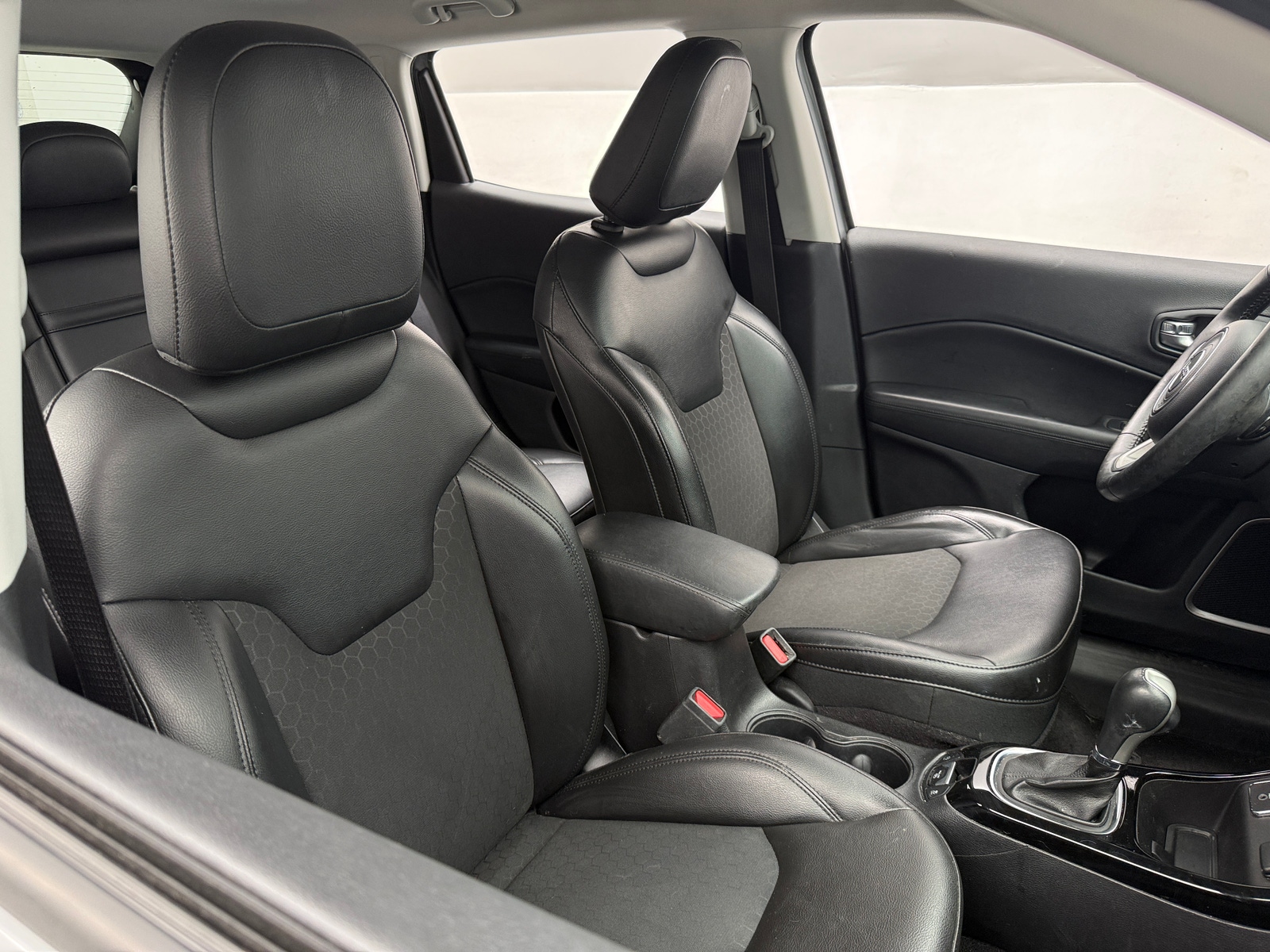 Thumbnail: 2018 Jeep Compass - 2