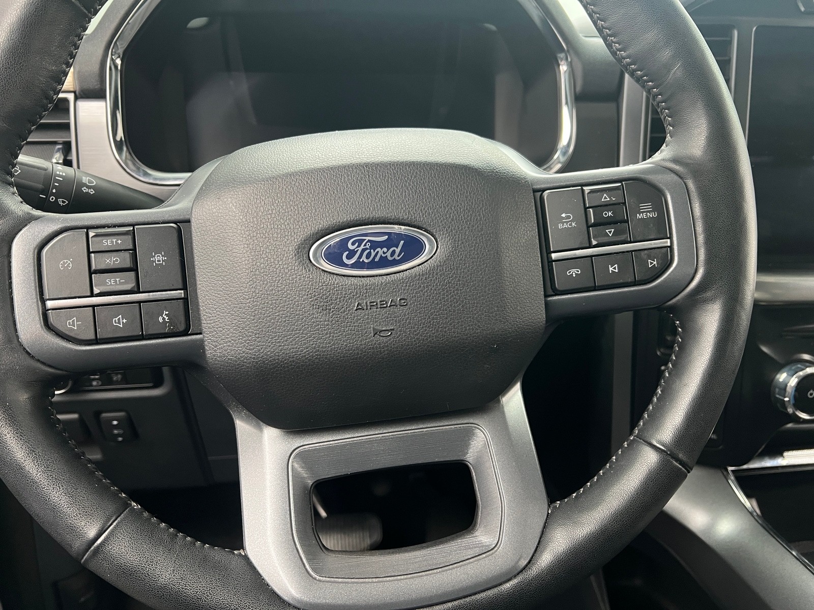 Thumbnail: 2023 Ford Econoline - 4