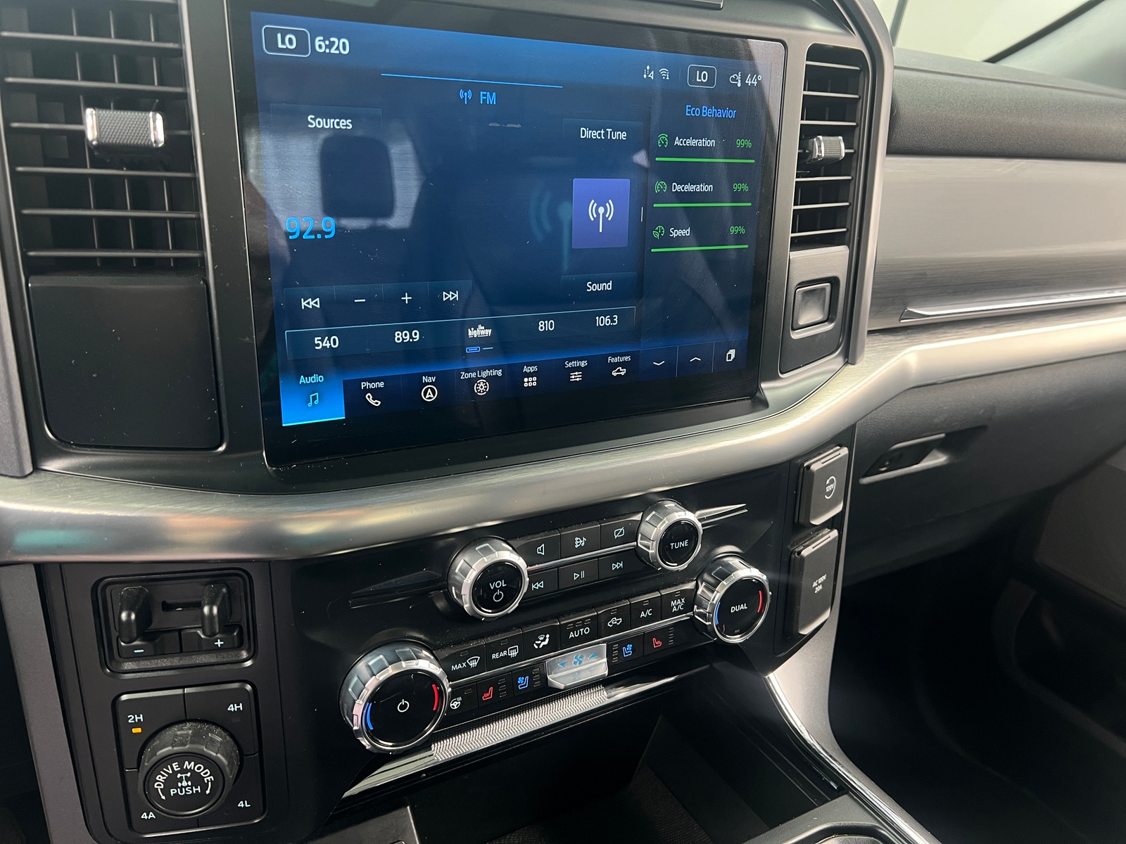 Thumbnail: 2023 Ford Econoline - 3