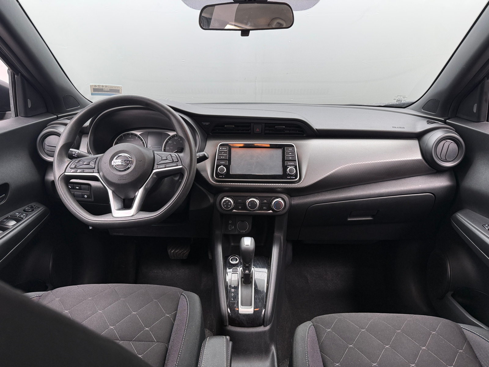 Thumbnail: 2020 Nissan Kicks - 3