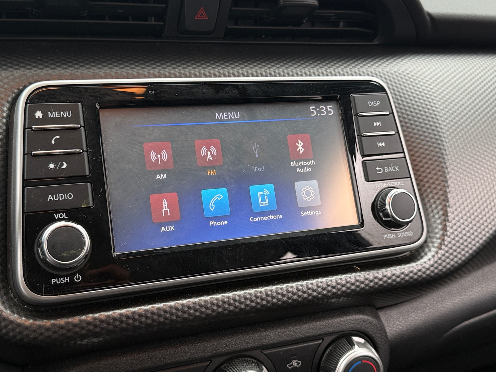 Thumbnail: 2020 Nissan Kicks - 4