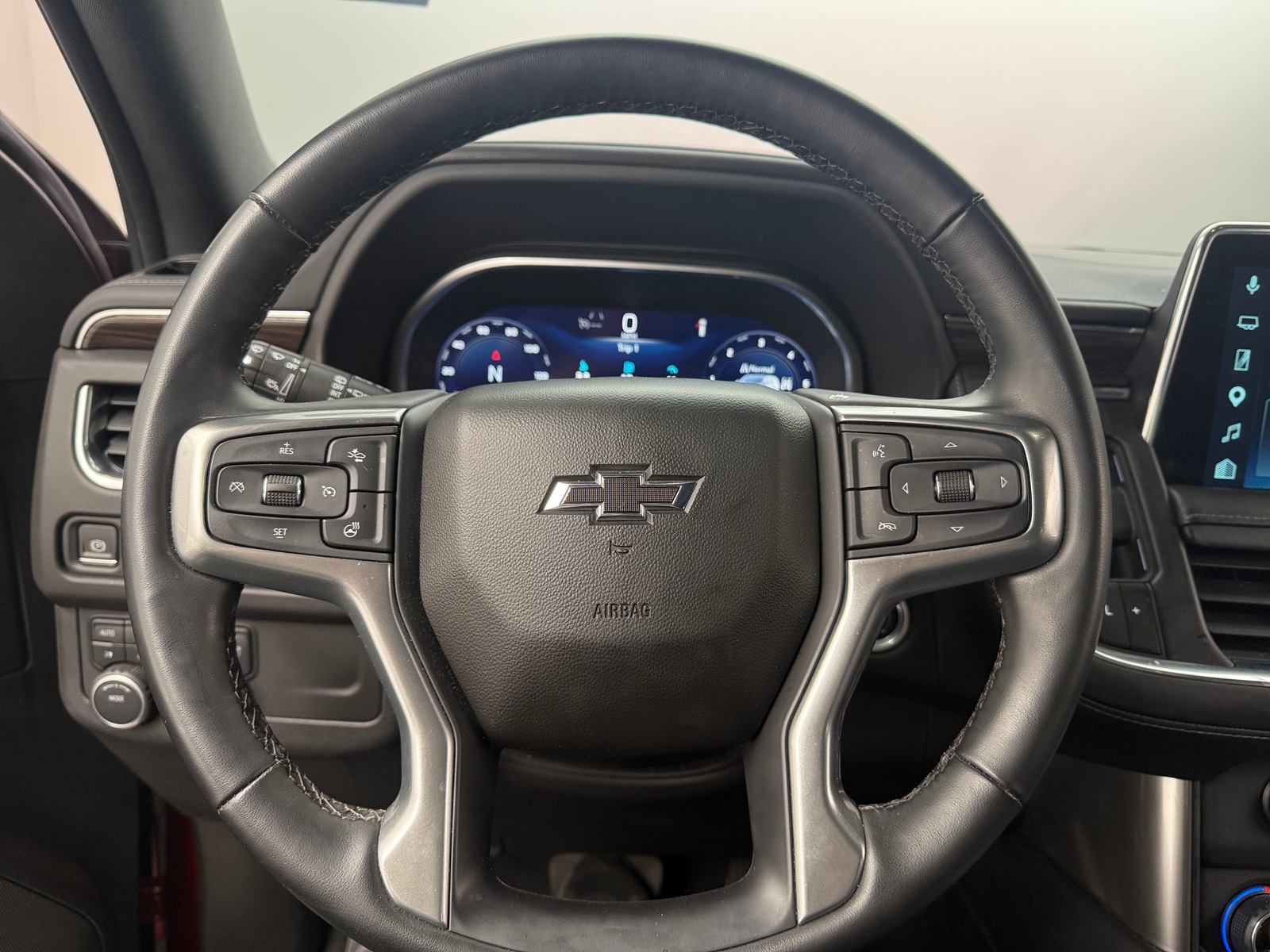 Thumbnail: 2023 Chevrolet Tahoe - 4