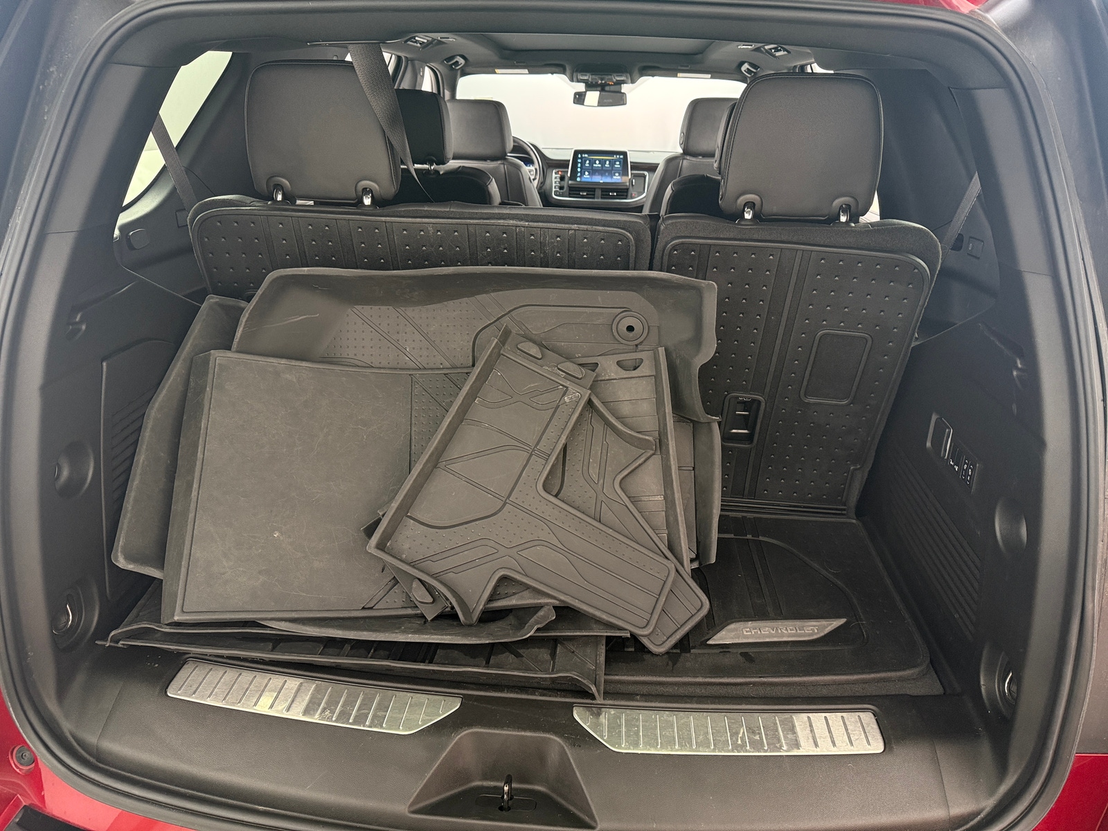 Thumbnail: 2023 Chevrolet Tahoe - 6