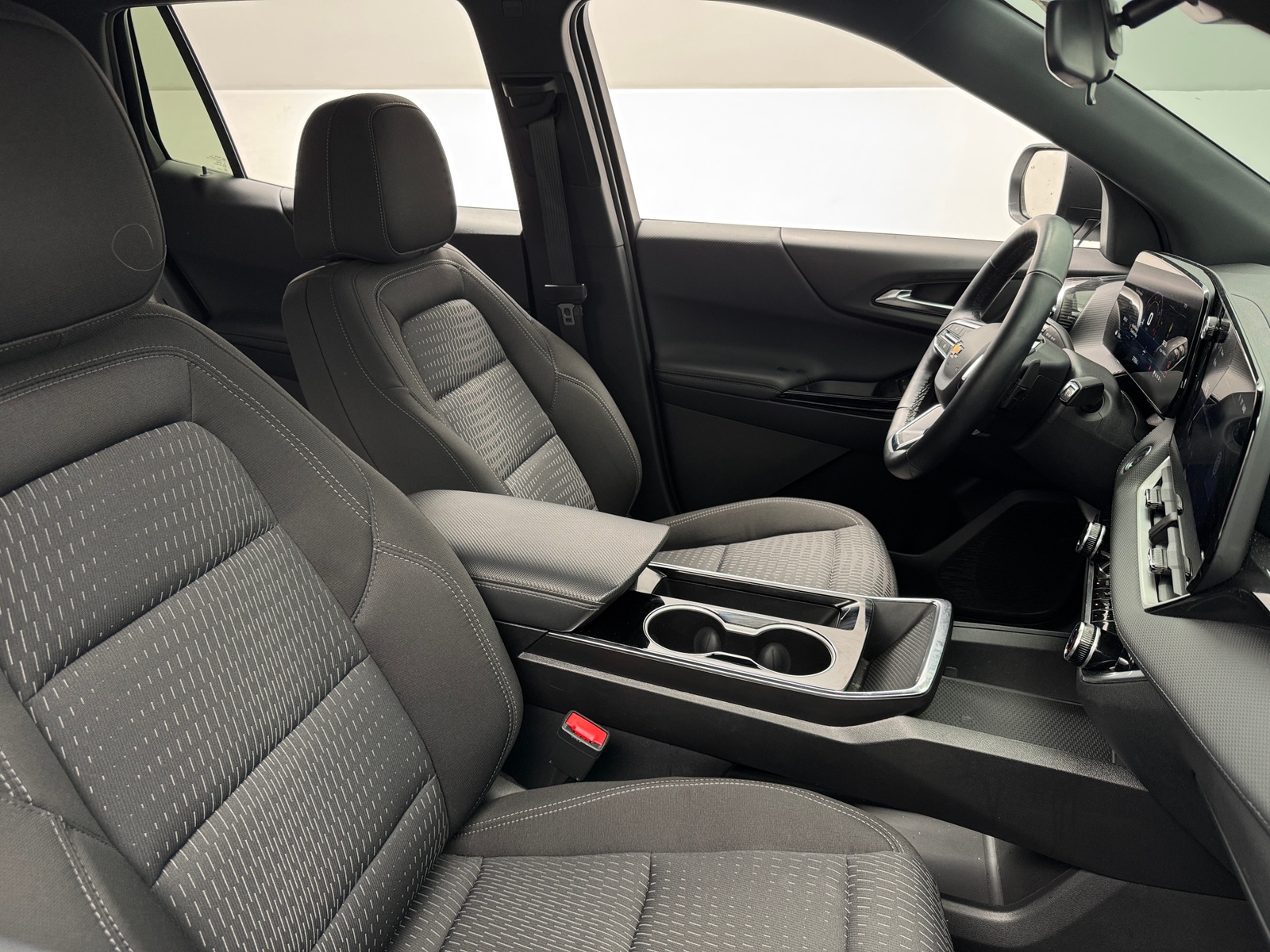 Thumbnail: 2025 Chevrolet Equinox - 2