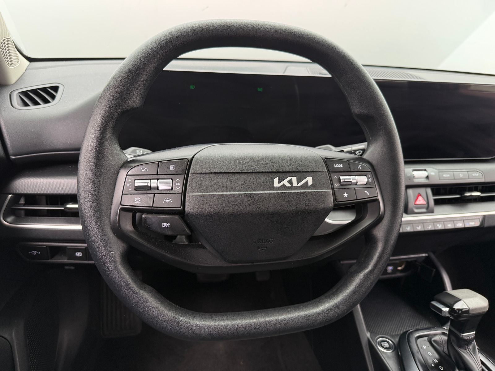 Thumbnail: 2025 Kia K4 - 5