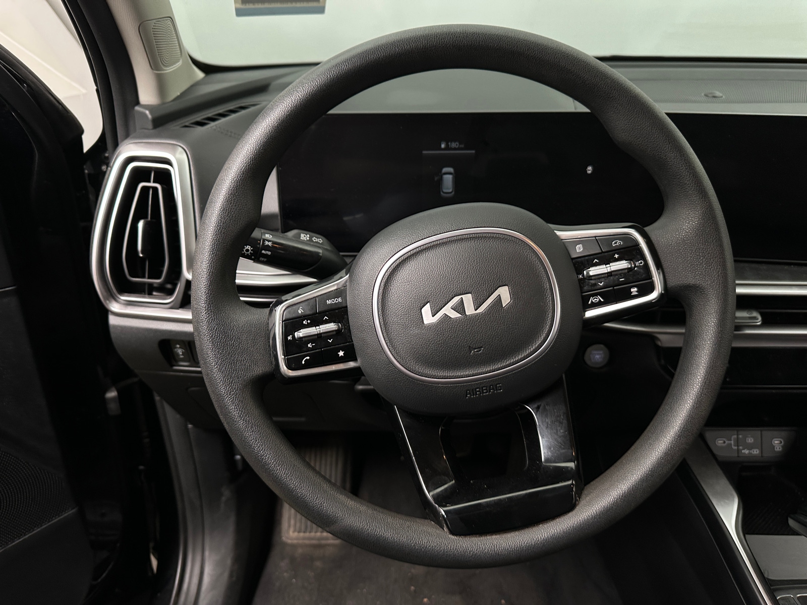 Thumbnail: 2025 Kia Sorento - 5