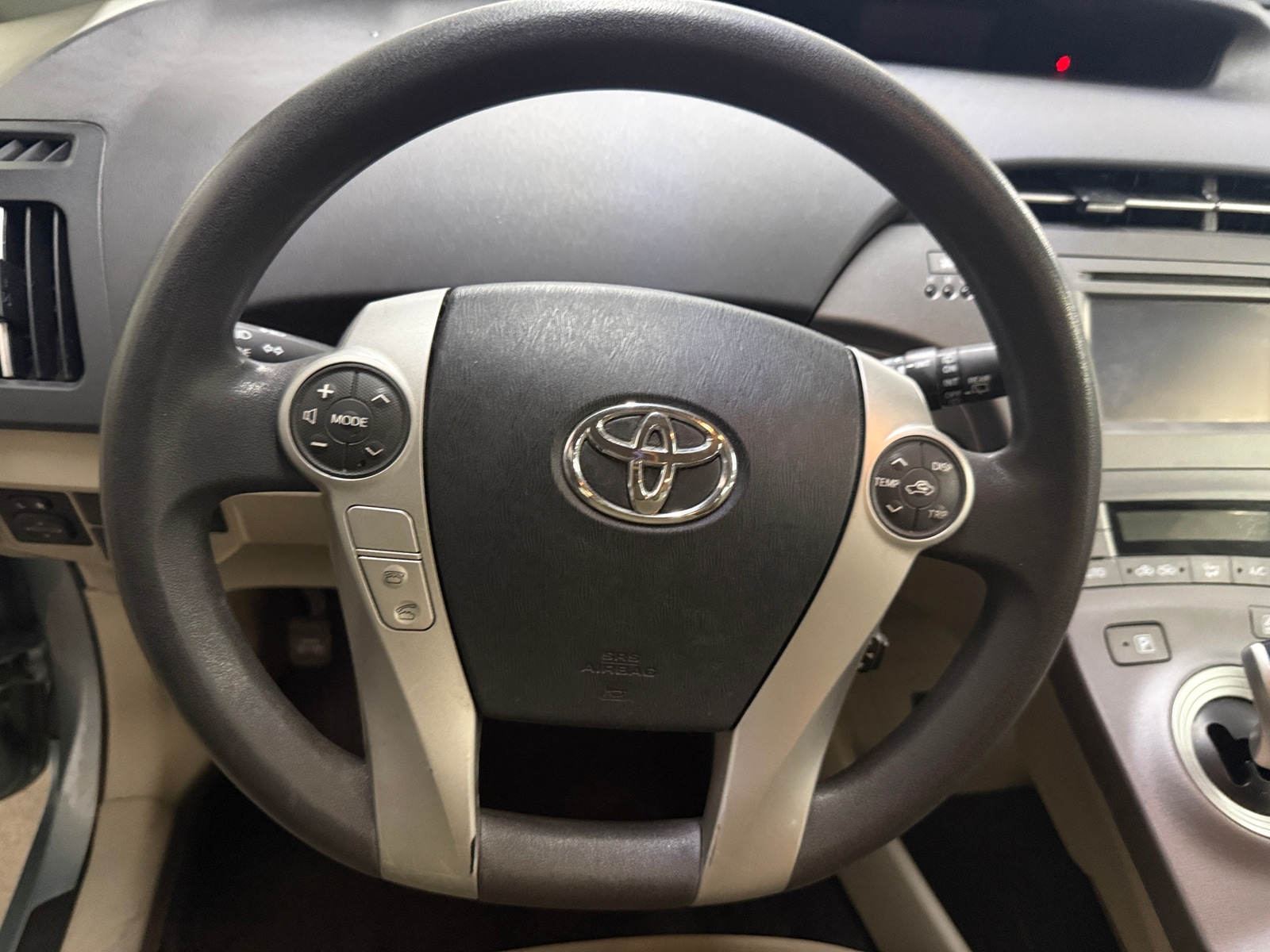 Thumbnail: 2015 Toyota Prius - 5